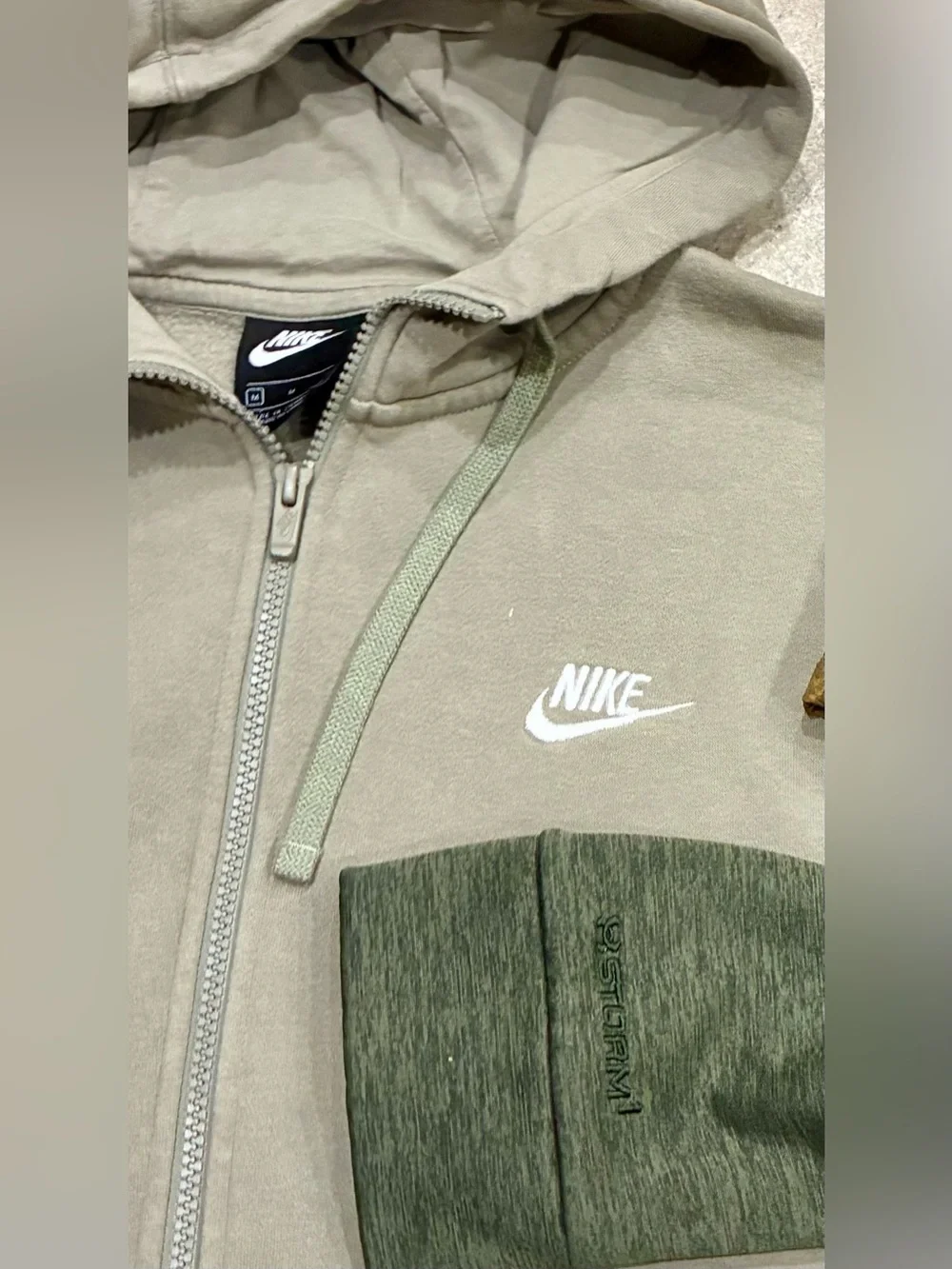 Men’s NORTH FACE/NIKE/UNDER ARMOUR Windwall Sherpa Lined Jacket & Sweatshirt Lot